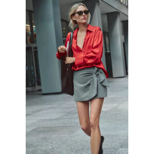 Zara Satin effect basic shirt Size M